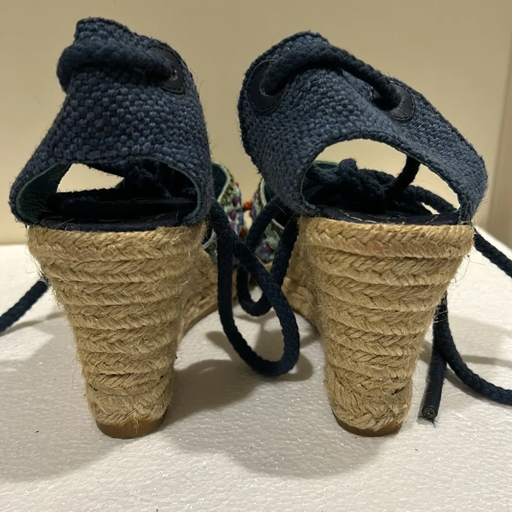 Apepazza Embellished Wedge Espadrilles Sandals round toe ankle ties size 9 (40)